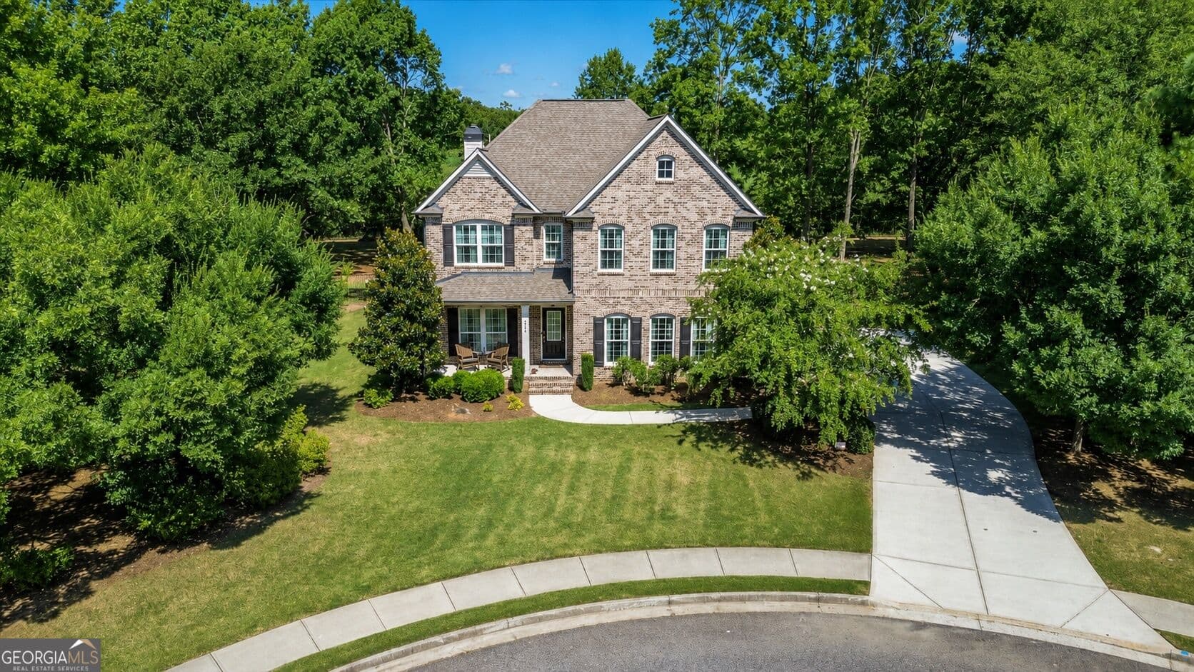 Front exterior of 1068 Pebble Creek Way in Watkinsville, Georgia